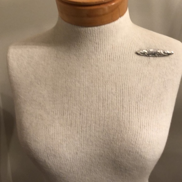 Vintage Oval Bar Pin Scrollwork, Engraved Flourish Design Oblong Shape - Picture 11 of 12